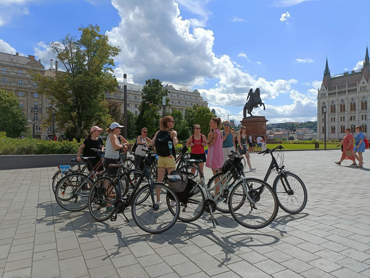 Budapest-bike-tour-guided